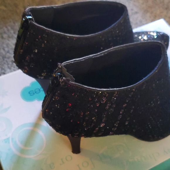 Maurice's High Heel Bootie Women's Size 9.5 - Picture 2 of 9